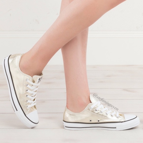 🆕 Converse Metallic Gold CTAS Sneakers - Picture 3 of 7